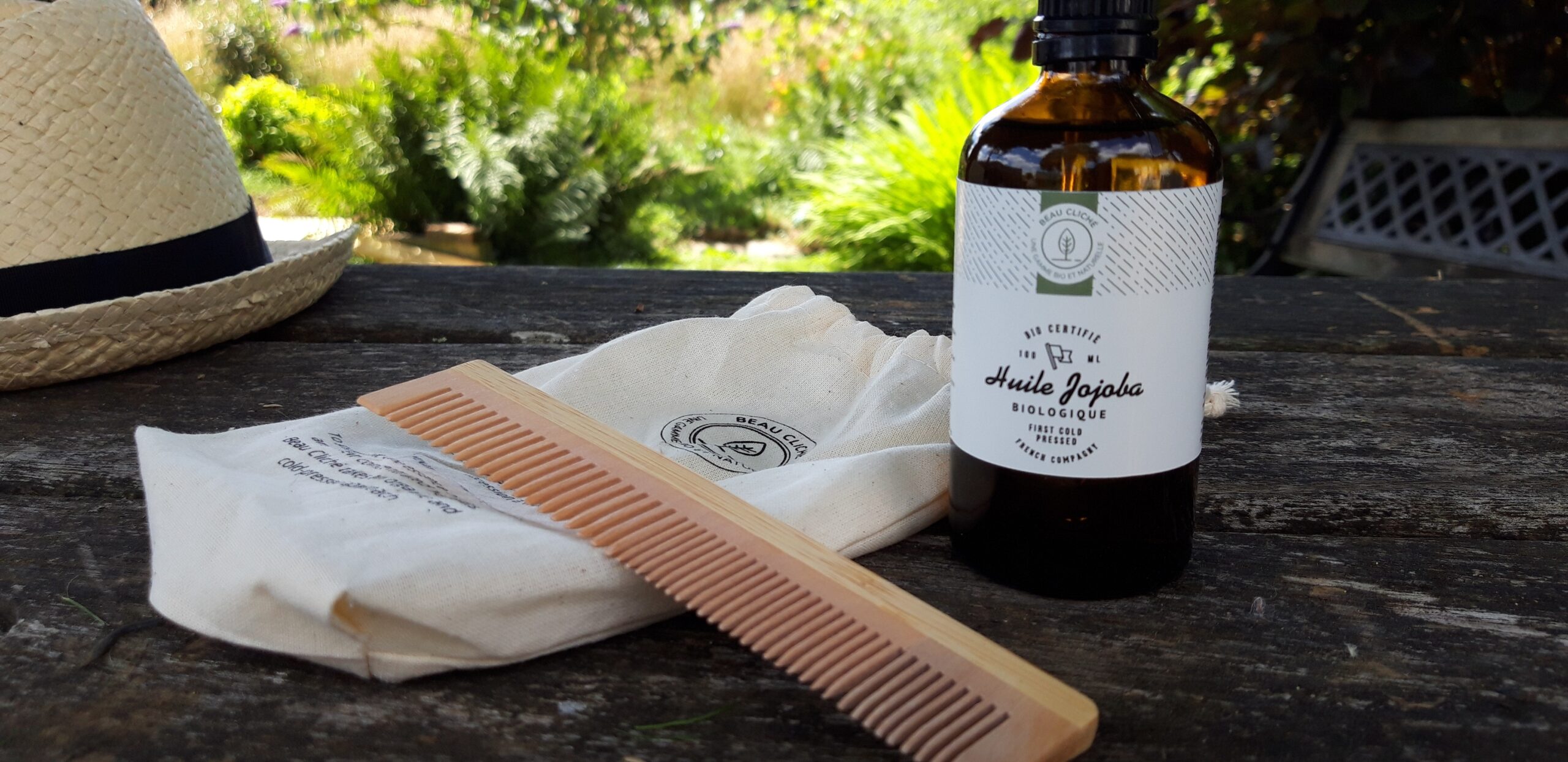 Lire la suite à propos de l’article L&rsquo;huile de jojoba BIO de Beau Cliché